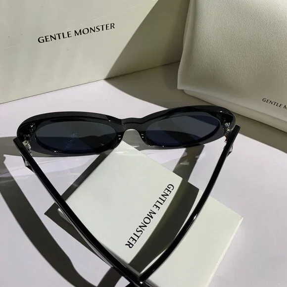 Nearly New Gentle Monster BANDONEON.S Sunglasses Black Acetate - Picture 3 of 7